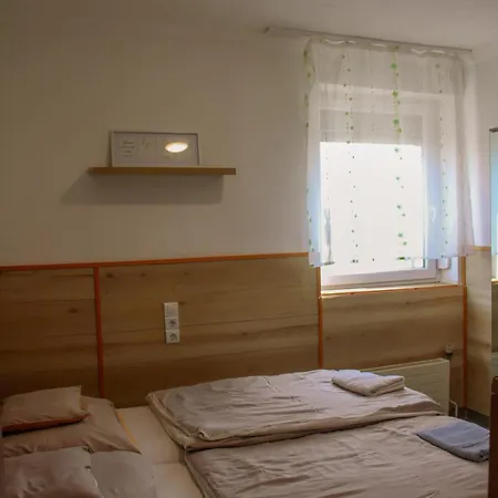 Melania Vendeghaz 3* Balatonfokajar