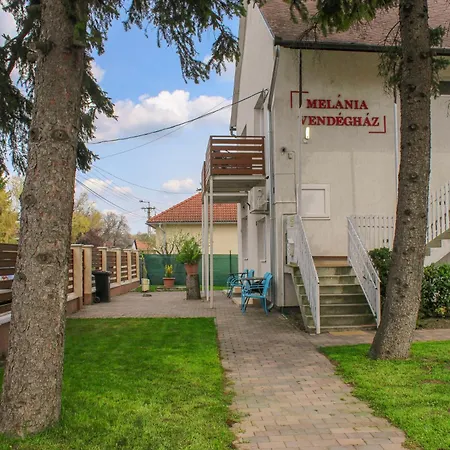 Melania Vendeghaz Balatonfokajar